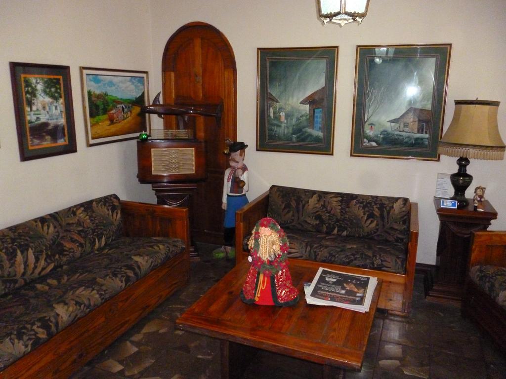 Hotel Don Carlos Сан-Хосе Экстерьер фото