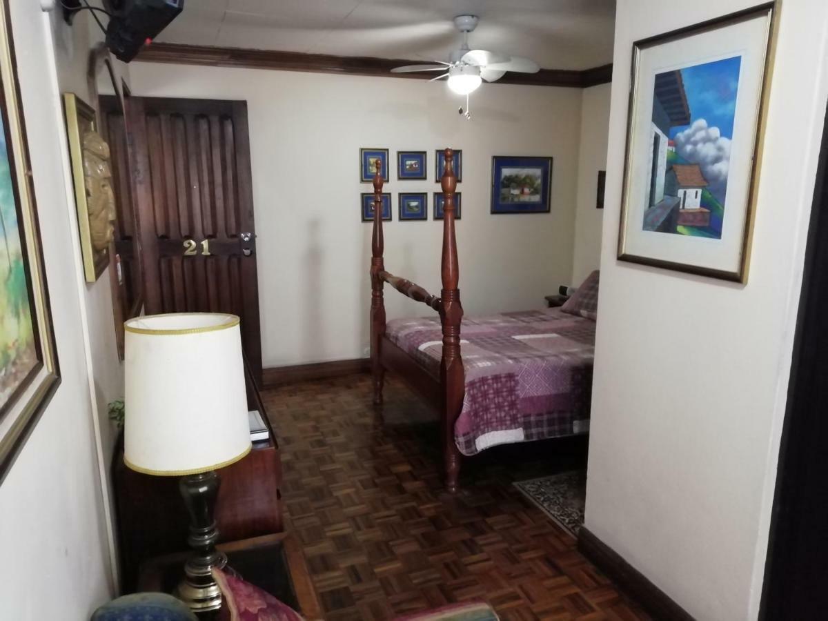 Hotel Don Carlos Сан-Хосе Экстерьер фото
